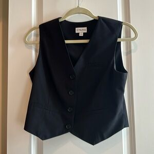 The Drop black vest